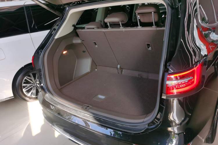 Used Volkswagen Viloran 2022 380TSI Prestige Edition