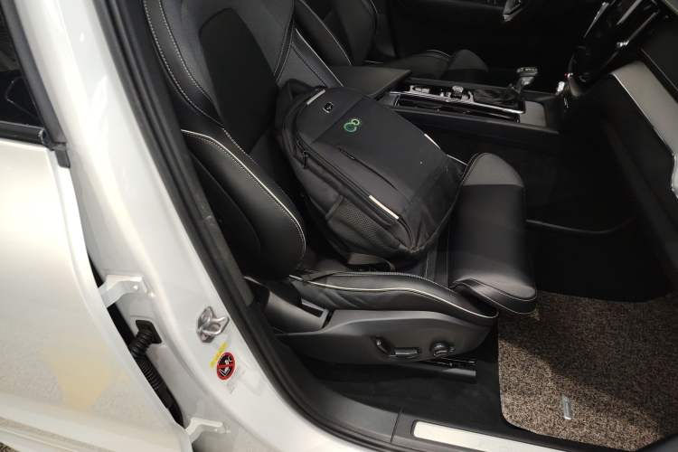 Used Volvo XC60 2020 T5 4x4 Smart & Dynamic Sport Edition