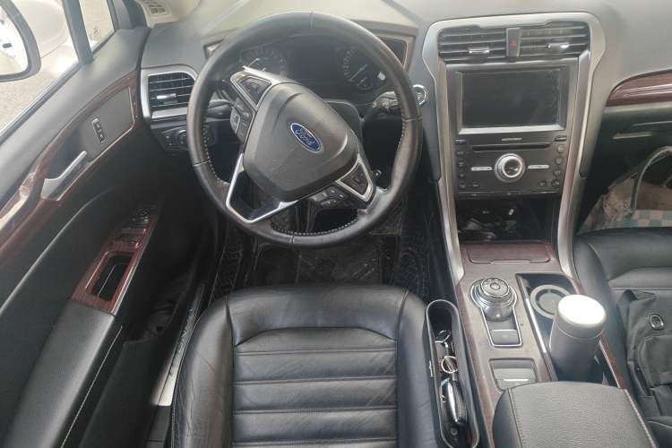 Used Ford Mondeo 2017 EcoBoost 200 Stylish Model
