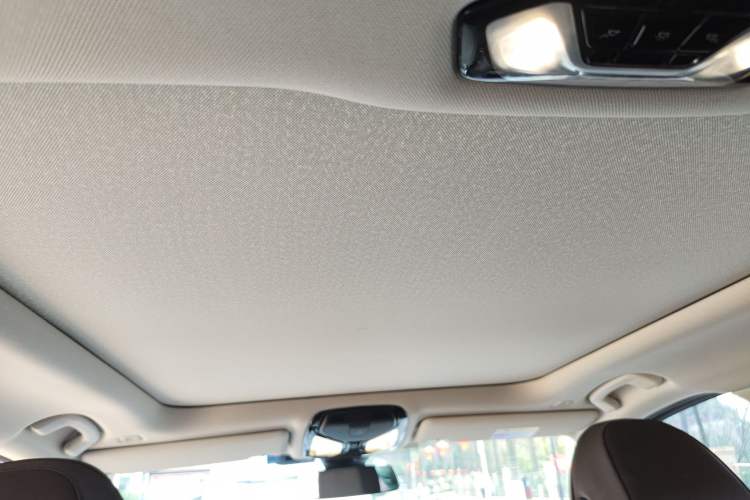 TDK.VehicleDetails.img