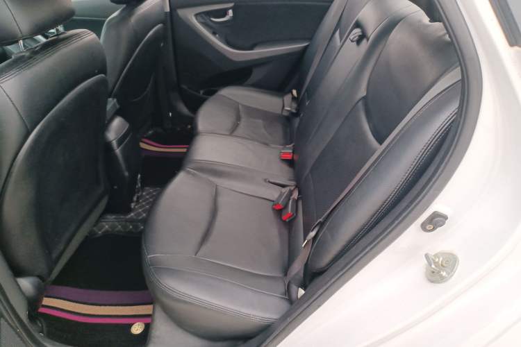 Used Hyundai Elantra (5th Generation / Langdong) 2016 1.6L Automatic Prestige Model