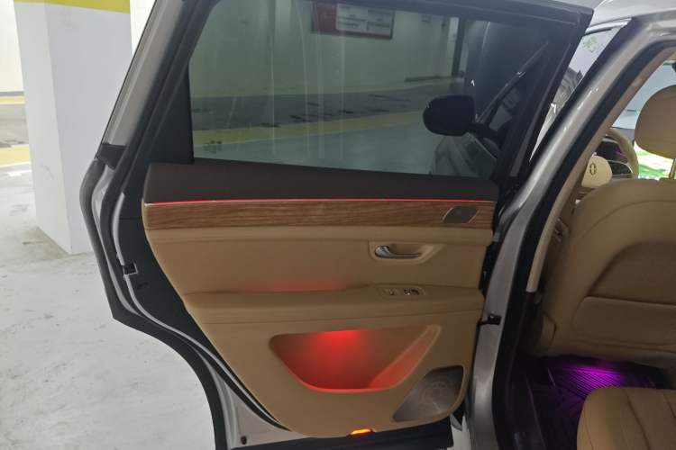 Used Hima AITO M7 2024 1.5T Rear-Drive Plus Version 5 Seats
