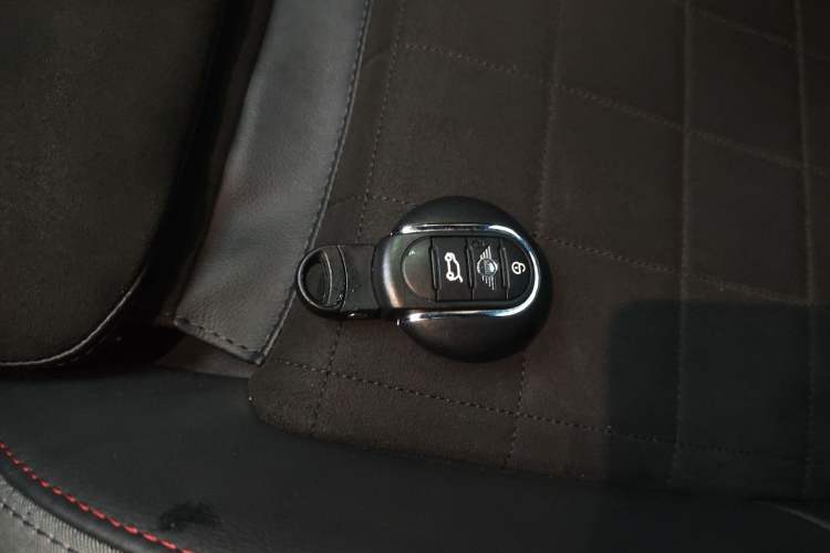 Used MINI MINI 2021 2.0T COOPER S Racing Edition 5-door model