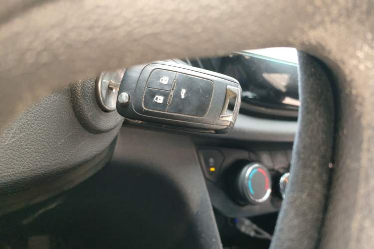 Used Chevrolet Cavalier 2019 320 Manual Enjoyment Edition