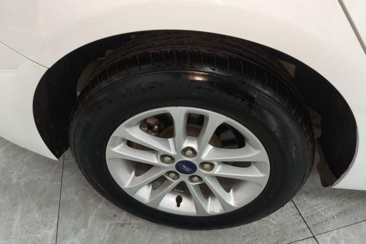 Used Ford Escort 2019 Revised 1.5L Automatic ZhiXiang Version (Tire Pressure Monitoring) China VI Standard