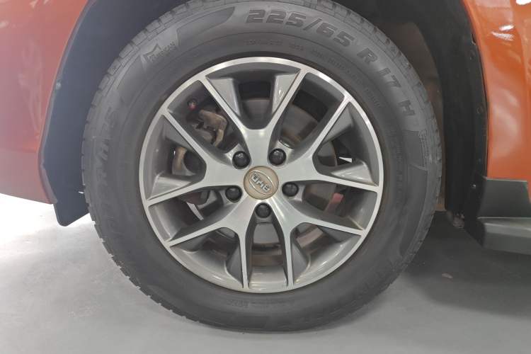 Used BYD Song 2016 1.5TI Manual Luxury Model
