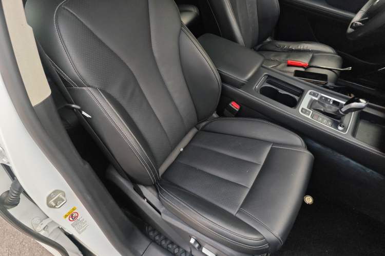 Used BYD Tang 2018 2.0T Automatic SmartConnect Prestige 7-Seater China V Standard