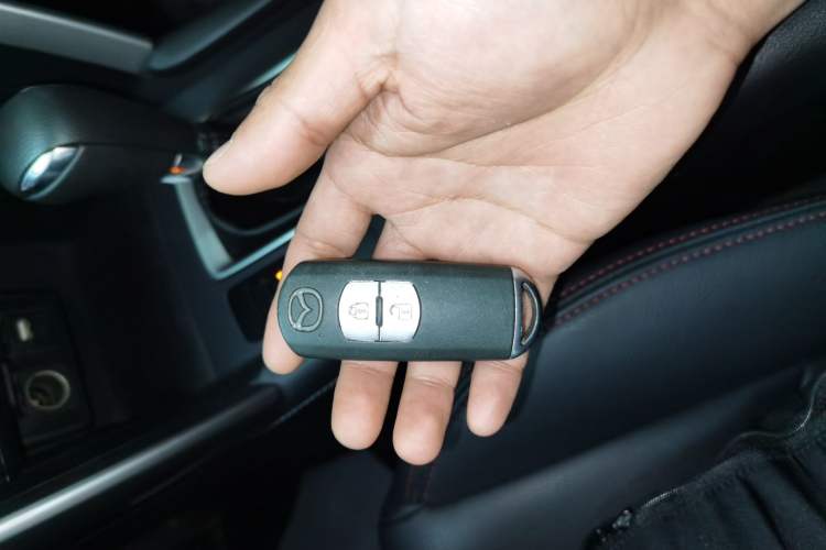 Used Mazda CX-4 2018 2.0L Automatic Two-Wheel Drive Blue Sky Dynamic Version China V Standard