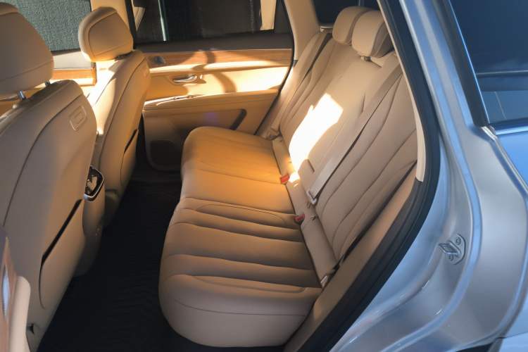 Used Hima AITO M7 2024 1.5T Rear-Drive Plus Version 5 Seats
