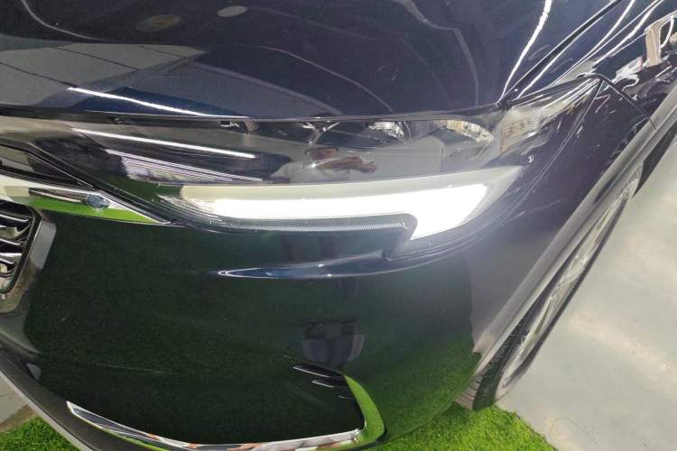 Used Buick Envision 2022 Encore Plus 552T Five-Seat Luxury Model
