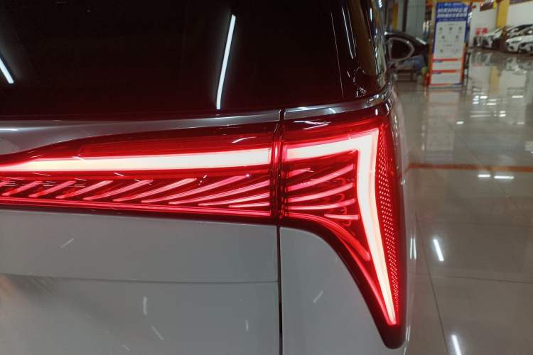 Used Buick Century 2023 2.0T Seven-Seater Yinshi Edition