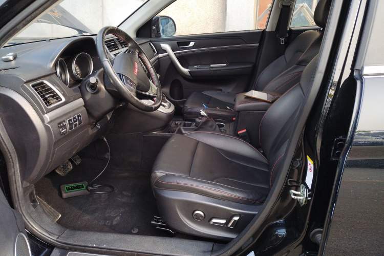 Used Haval H6 2015 Sport Edition 1.5T Automatic Two-Wheel Drive Luxury Model
