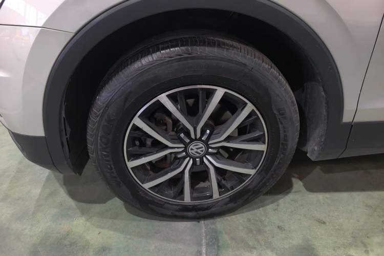 Used Volkswagen Tiguan L 2018 330TSI Automatic Two-Wheel Drive Luxury Edition
