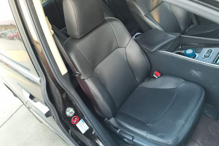 Used Honda Elysion 2019 2.0L Hybrid Comfort Edition
