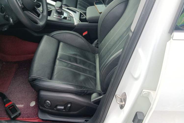 Used Audi A4L 2020 40 TFSI quattro Luxury Dynamic Model