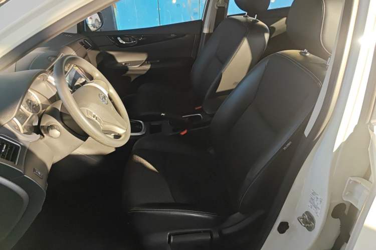 Used Nissan Tiida 2019 1.6L CVT Smart Drive Version China VI Standard
