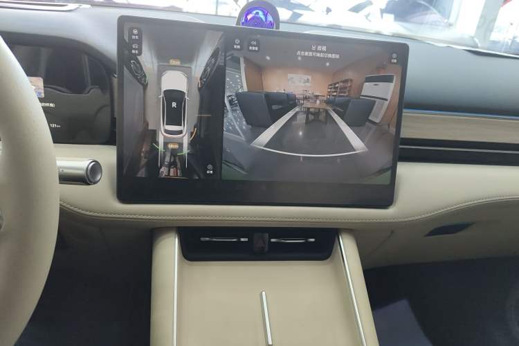 Used Hima AITO M5 2025 Extended-Range Ultra Rear-Wheel-Drive Version
