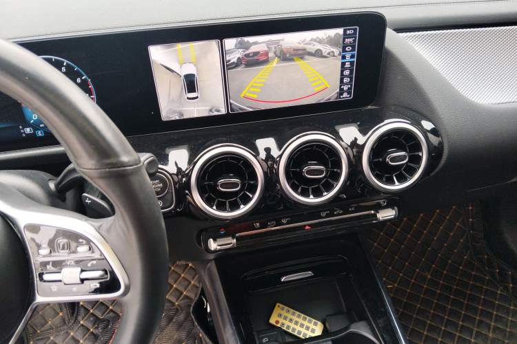 Used Mercedes-Benz GLA 2023 Facelifted GLA 200
