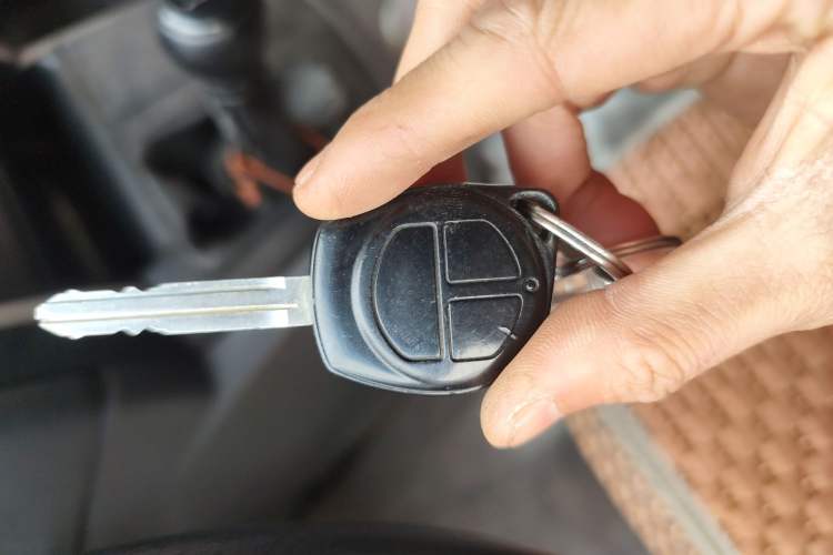 Used Jinbei Express 2018 2.0L Standard Version V19
