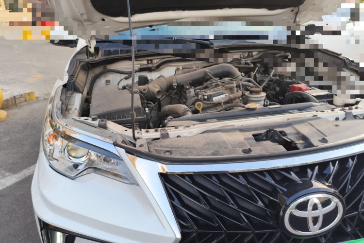 Used Toyota Fortuner 2016 2.7L Middle East Version
