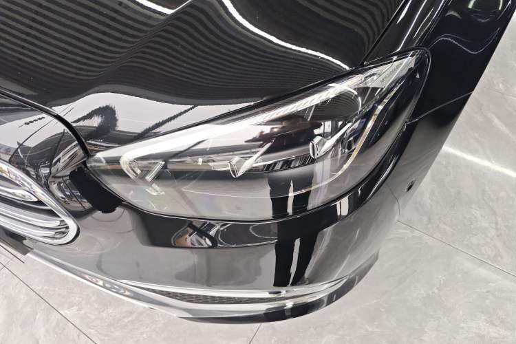 Used Mercedes-Benz E-Class 2023 Updated E 300 L Luxury Edition
