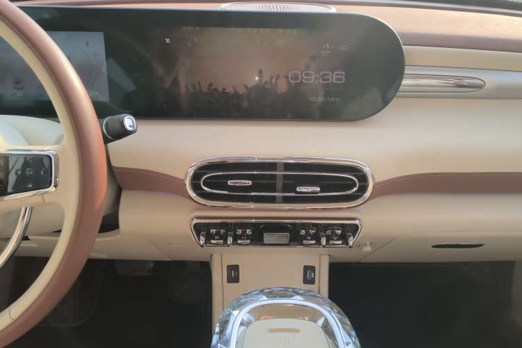 Used ORA Ballet Cat 2023 401 km Luxury Version