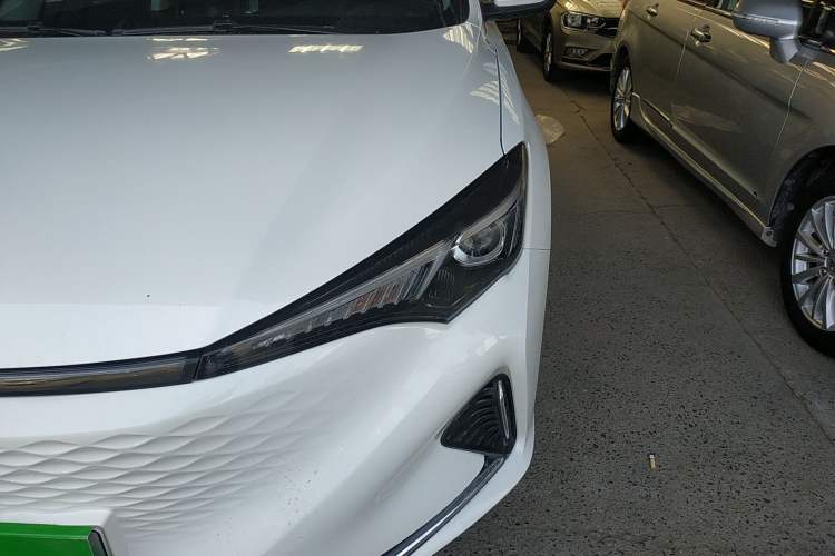 Used Changan Eado New Energy 2022 EV460 Smart Ride-Hailing Edition – Lithium Iron Phosphate
