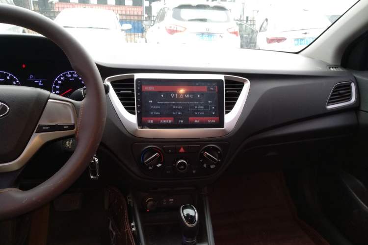 Used Hyundai Verna 2016 1.4L Automatic Cool Edition GLS
