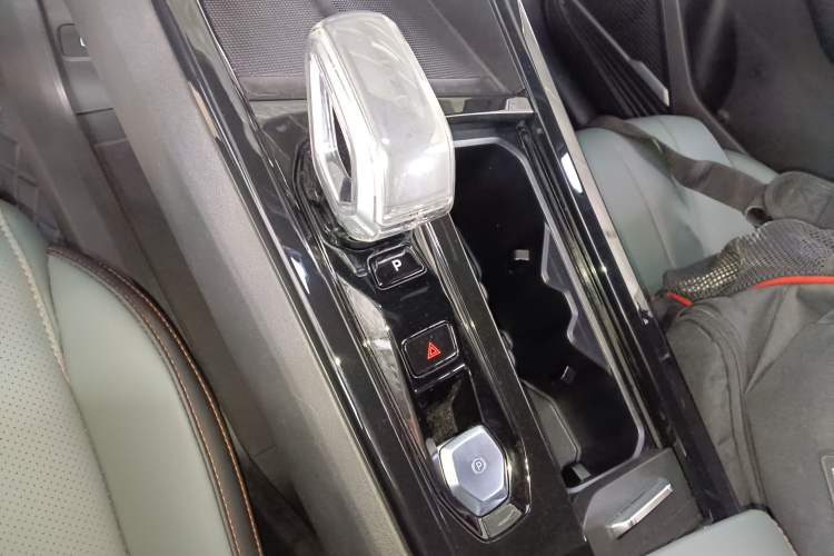 Used Geely Auto Emgrand X7 Sport 2024 1.5TD Smart Connect+
