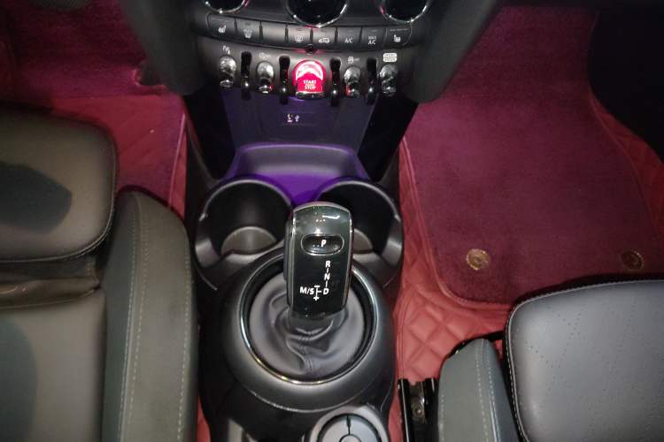 Used  MINI 2018 1.5T COOPER Artist
