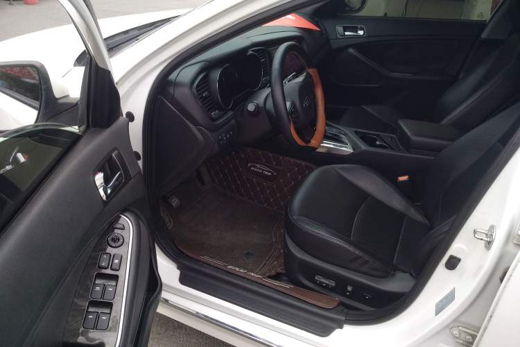 Used Kia K5 2014 2.0L Automatic LUXURY
