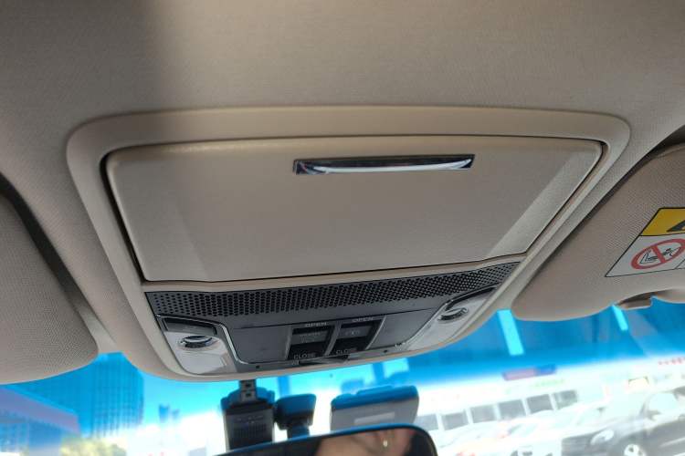 Used Honda Elysion 2016 2.4L Comfort Edition
