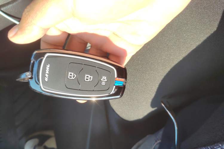 Used Haval H6 2015 Upgraded Model 1.5T Manual Two-Wheel Drive Elite Version
