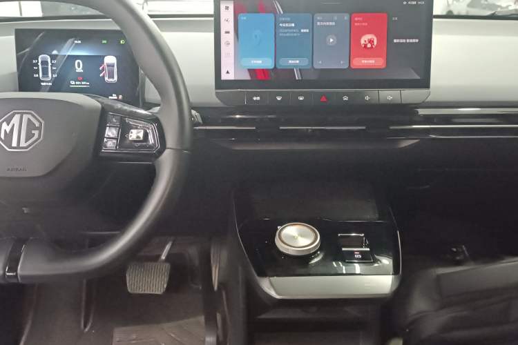 Used MG 4 EV 2023 415 km Range Sea-Faring Champion Edition
