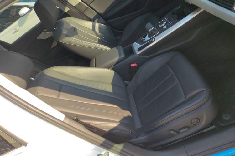 Used Audi A4L 2019 40 TFSI Fashion Version China V