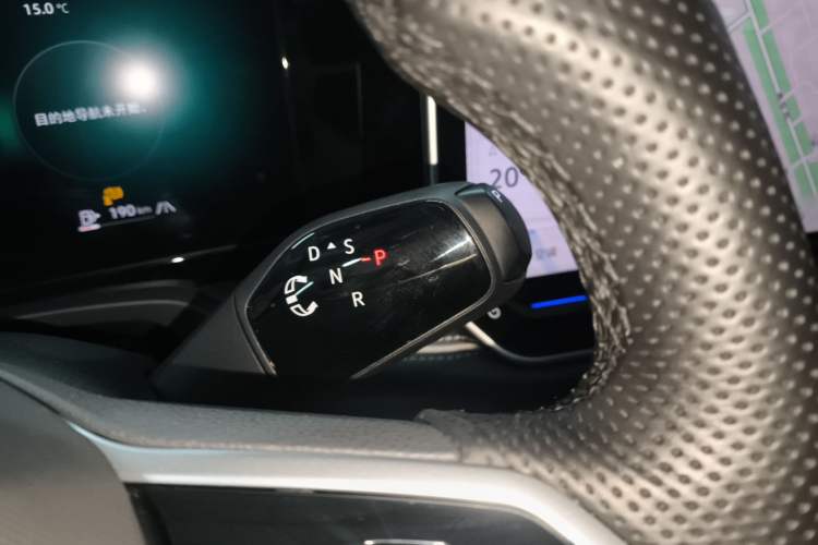 Used Volkswagen Magotan 2024 380TSI DSG Prestige Edition DaMai Package
