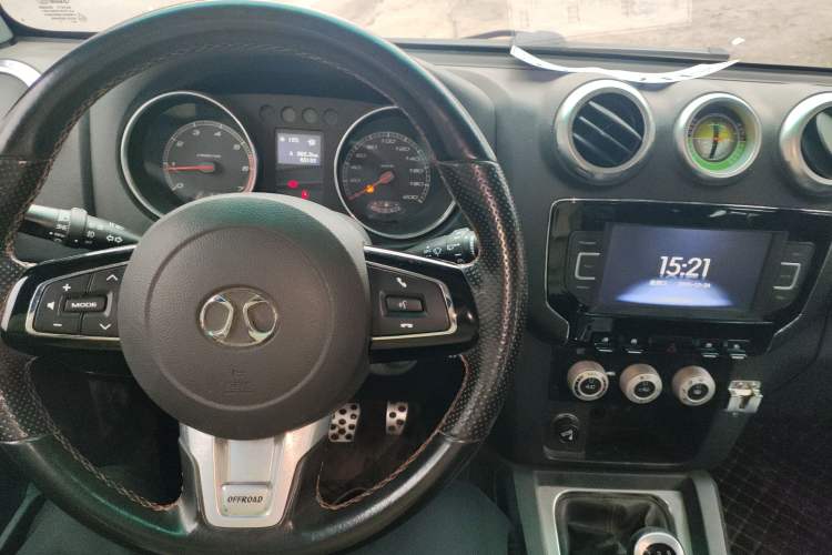 Used  BJ40 2016 2.0T Manual Four-Wheel Drive Prestige Edition