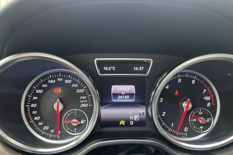 Used  BJ90 2020 4.0T Prestige Edition
