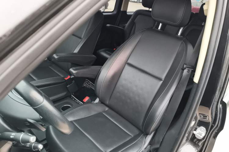 Used Mercedes-Benz Vito 2018 2.0T Business Version China VI Emission Standard