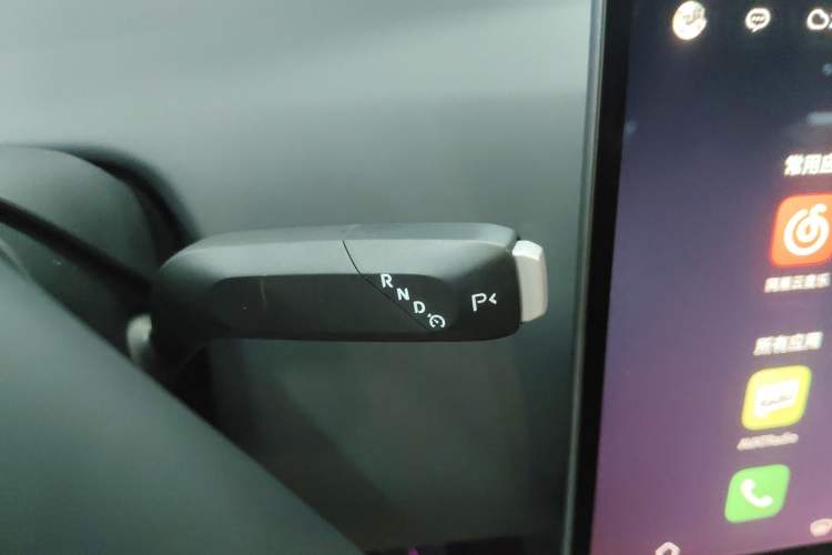 Used  12 2025 Ultra Extended-Range Edition
