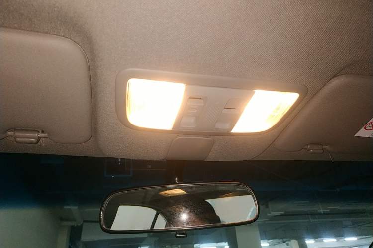 Used Honda Crider 2015 1.8L Automatic Luxury Edition
