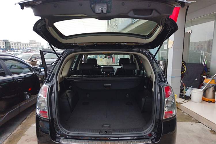 Used Chevrolet Captiva 2014 2.4L Two-Wheel Drive Urban Version 7 Seats