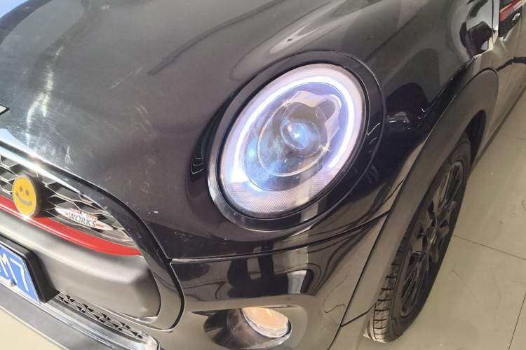 Used  MINI 2016 1.2T ONE Pioneer Edition
