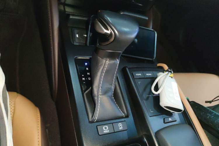 Used Lexus ES 2020 200 Excellence Edition
