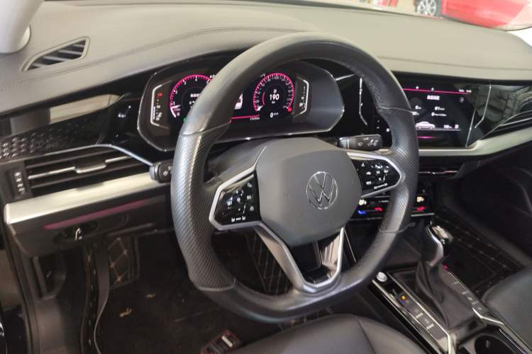 Used Volkswagen Passat 2022 330TSI Luxury Edition