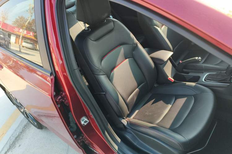 Used Chevrolet Monza 2020 Light Hybrid RS 330T Automatic Comfort Edition
