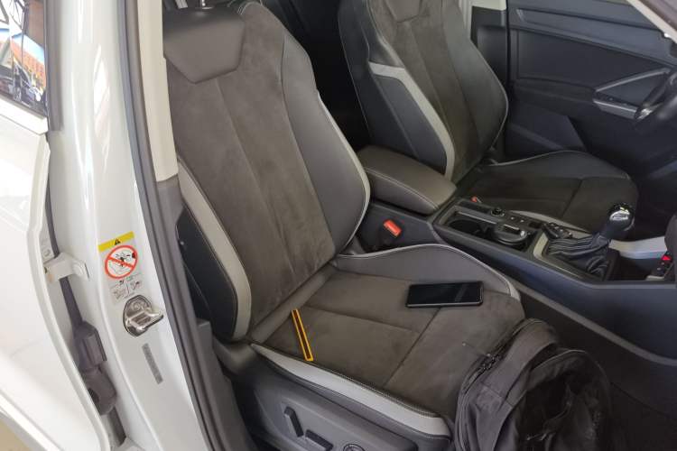 Used Audi Q3 2021 35 TFSI Fashion Dynamic Model
