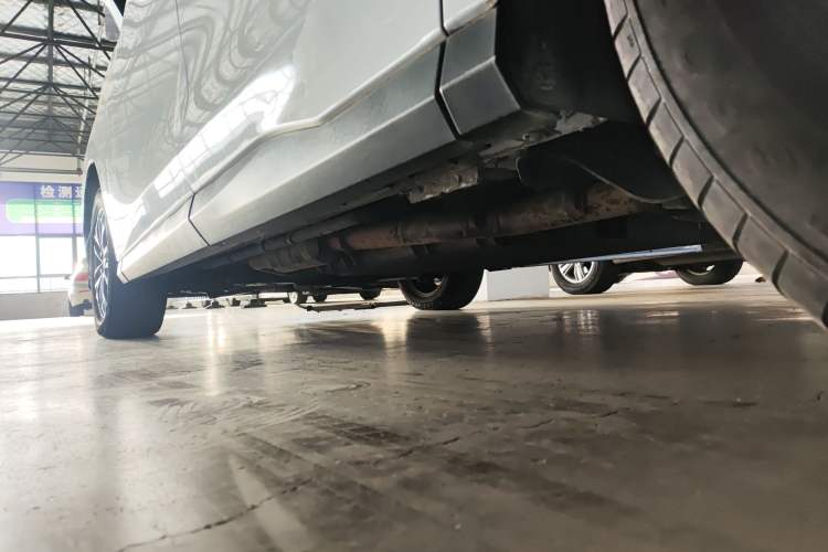 Used SAIC MAXUS EUNIQ 5 2020 1.3T PLUG-IN Elite Edition
