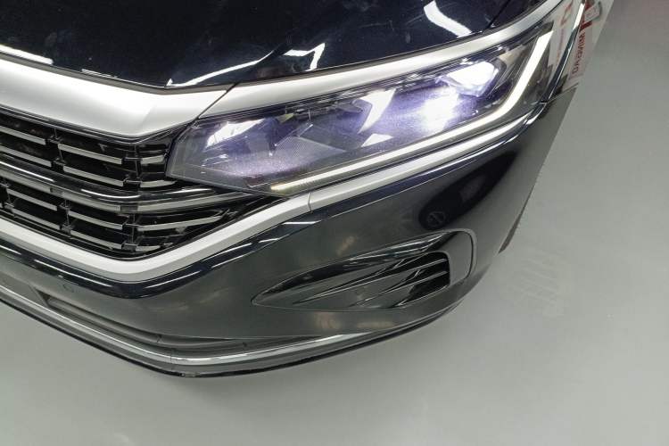 Used Volkswagen Passat 2023 Revised 330TSI Elite Edition
