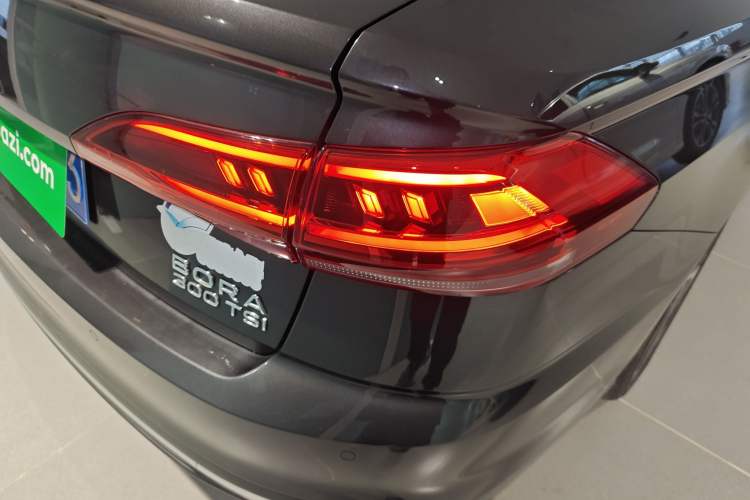 Used Volkswagen Bora 2023 300TSI DSG Prestige Edition
